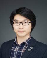 褚明